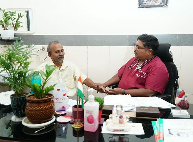 Dr P Srinivasa Chowdary, Dr P Srinivasa Chowdary Cardiologist, Aayush Hospital Vijayawada, Best Cardiologist in Vijayawada, Cardiology Expert Andhra Pradesh, Aayush NRI LEPL Healthcare, Dr P S Chowdar