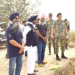 BSF DIG Hails United Sikhs' 'Mahan Seva' for Flood Victims BSF DIG Hails United Sikhs' 'Mahan Seva' for Flood Victims
